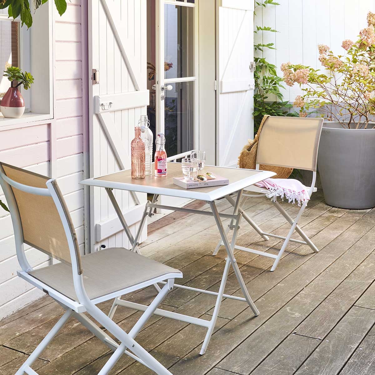 Table De Jardin Carrée En Plastique Blanc - Design Moderne Pour Intérieur Ou Extérieur - 72x79x79 Cm