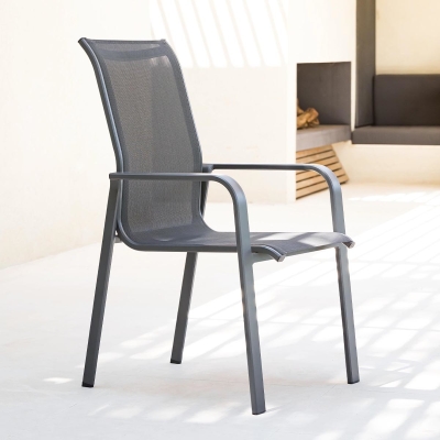Fauteuil de jardin haut empilable Essentia Anthracite & Graphite
