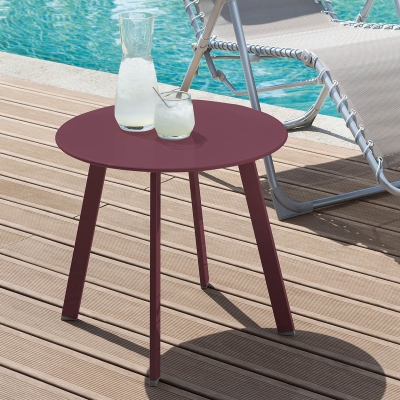 Table d'appoint de jardin ronde Saona Bordeaux mat