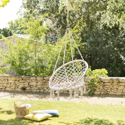 Chaise de détente suspendue en macramé Plumaya