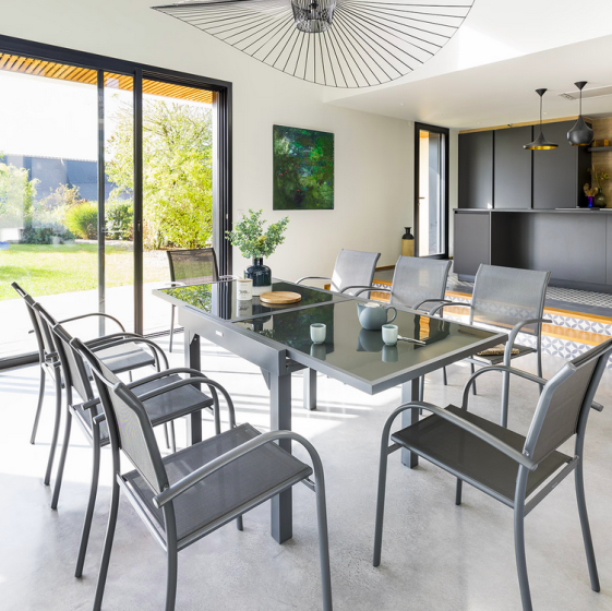 OFFRE SPÉCIALE : Table de jardin extensible Verre Piazza 8 pers + 4 fauteuils Piazza Anthracite & Graphite